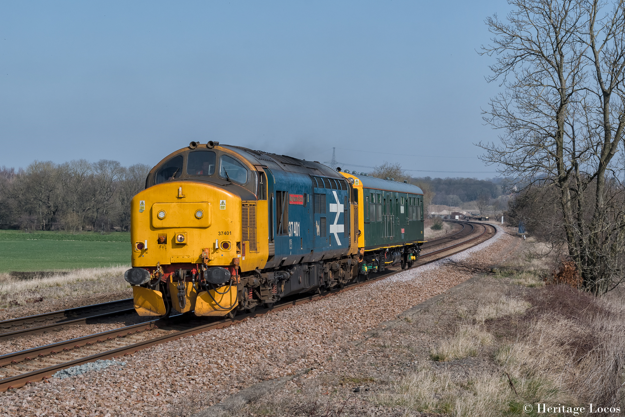 37401 on the 5Z07 York Parcel Sidings to Derby RTC pulling 975025 "Caroline"
