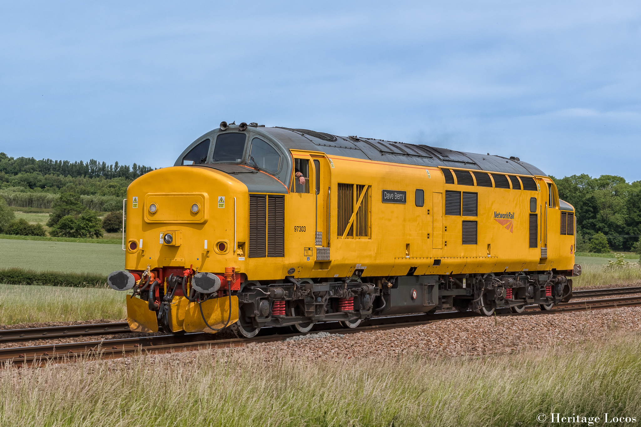 97303 returns from tyre turning on the 0Z37 Doncaster Roberts Road to Derby RTC